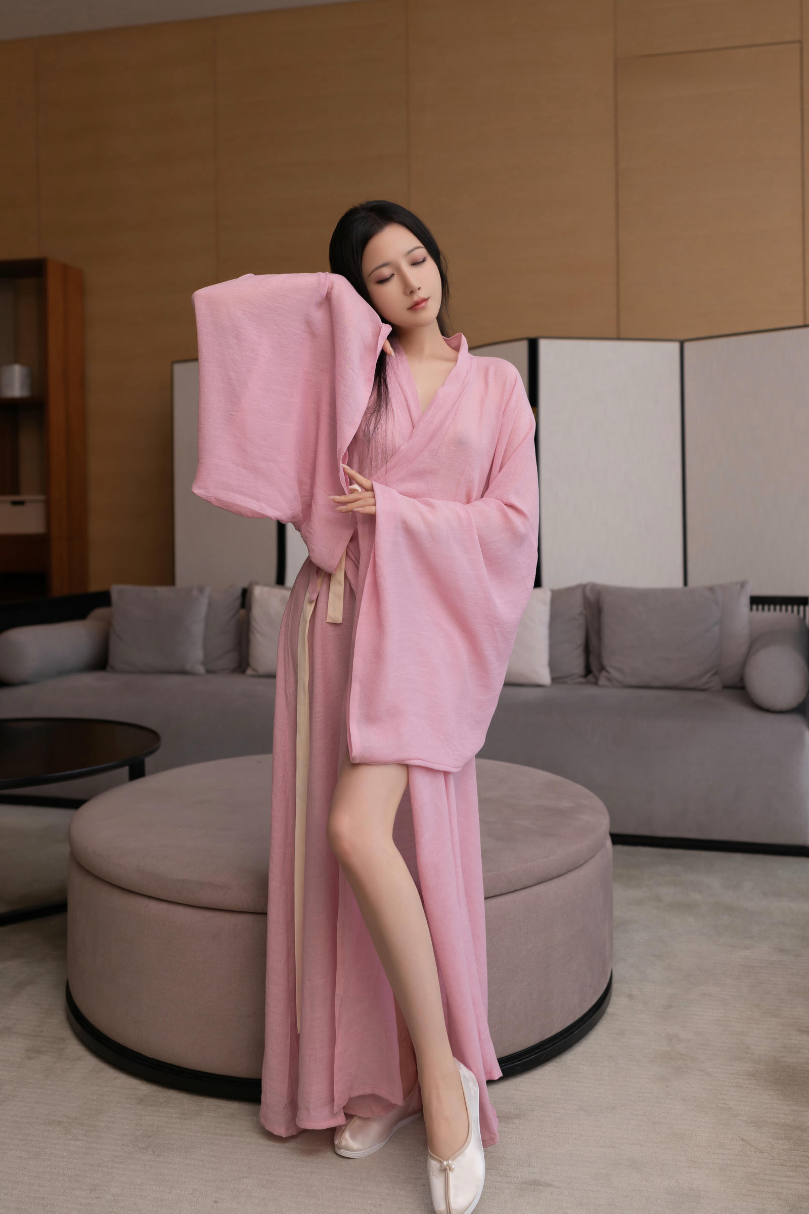 [XiuRen秀人网]第B153期鱼子酱写真 photo 4-16