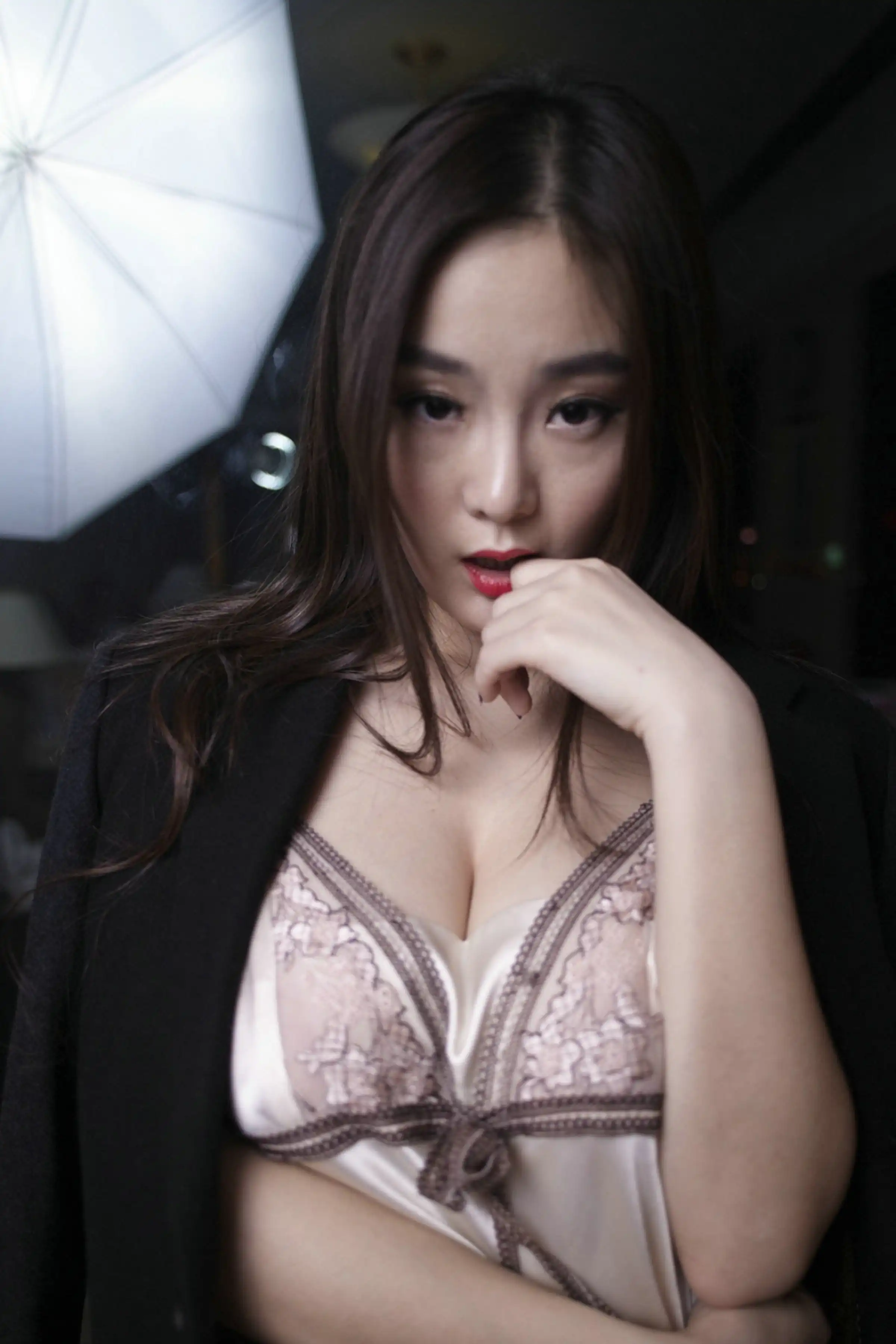 [XiuRen秀人网]第FW0086期易阳写真 photo 7-15