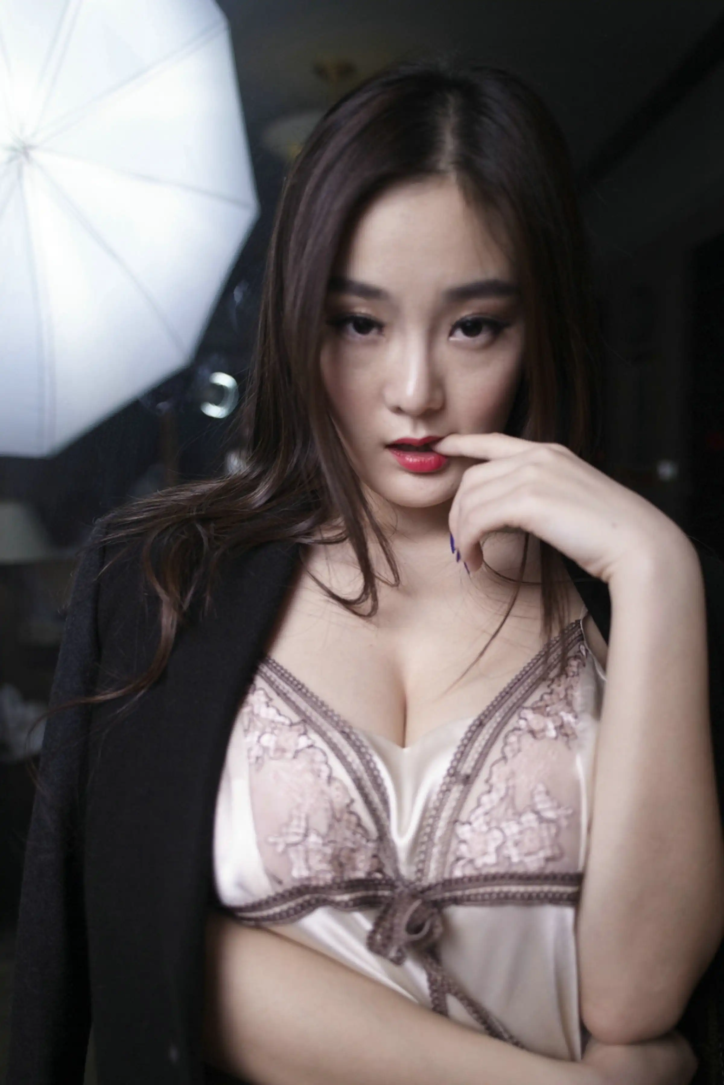 [XiuRen秀人网]第FW0086期易阳写真 photo 7-14
