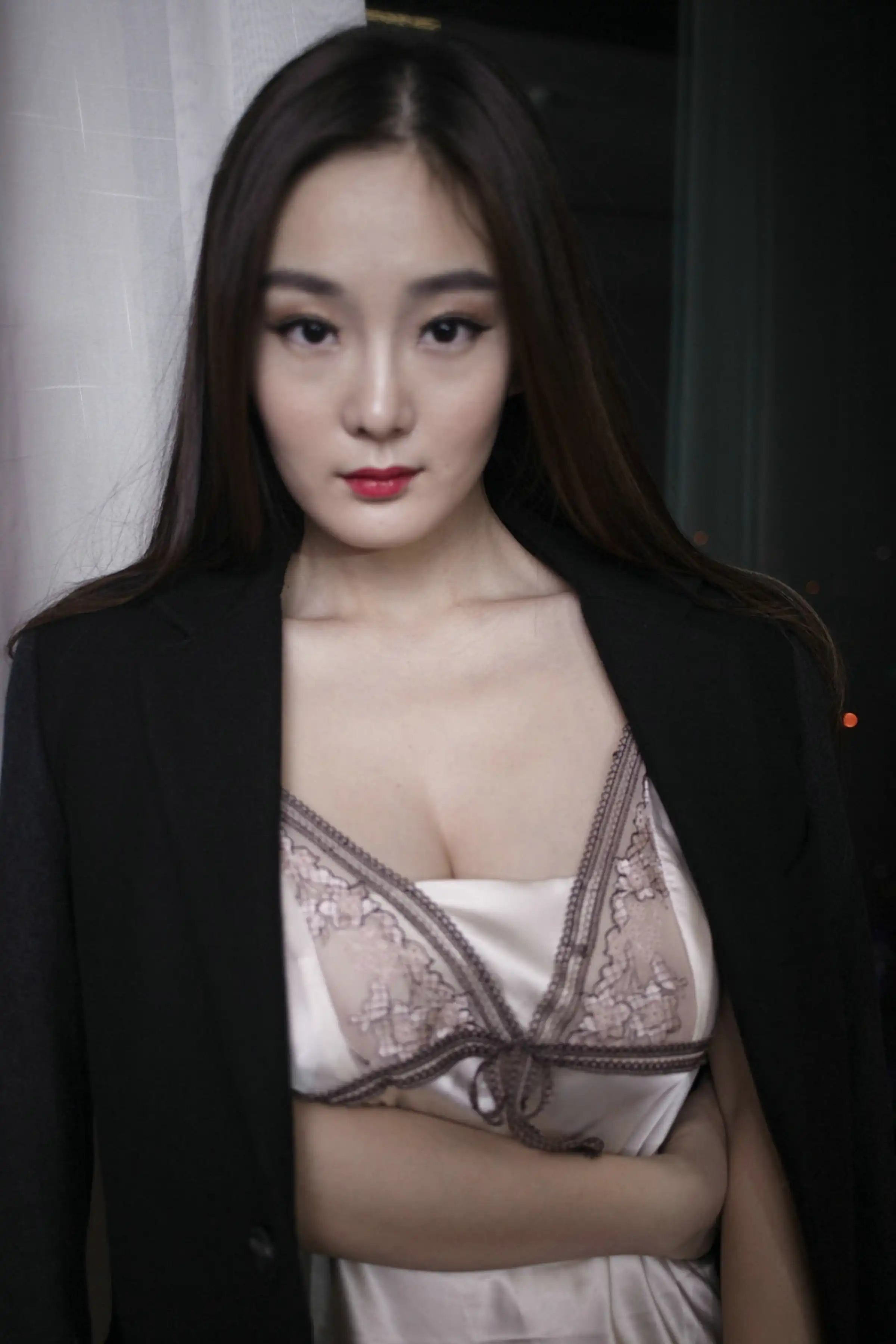 [XiuRen秀人网]第FW0086期易阳写真 photo 6-11