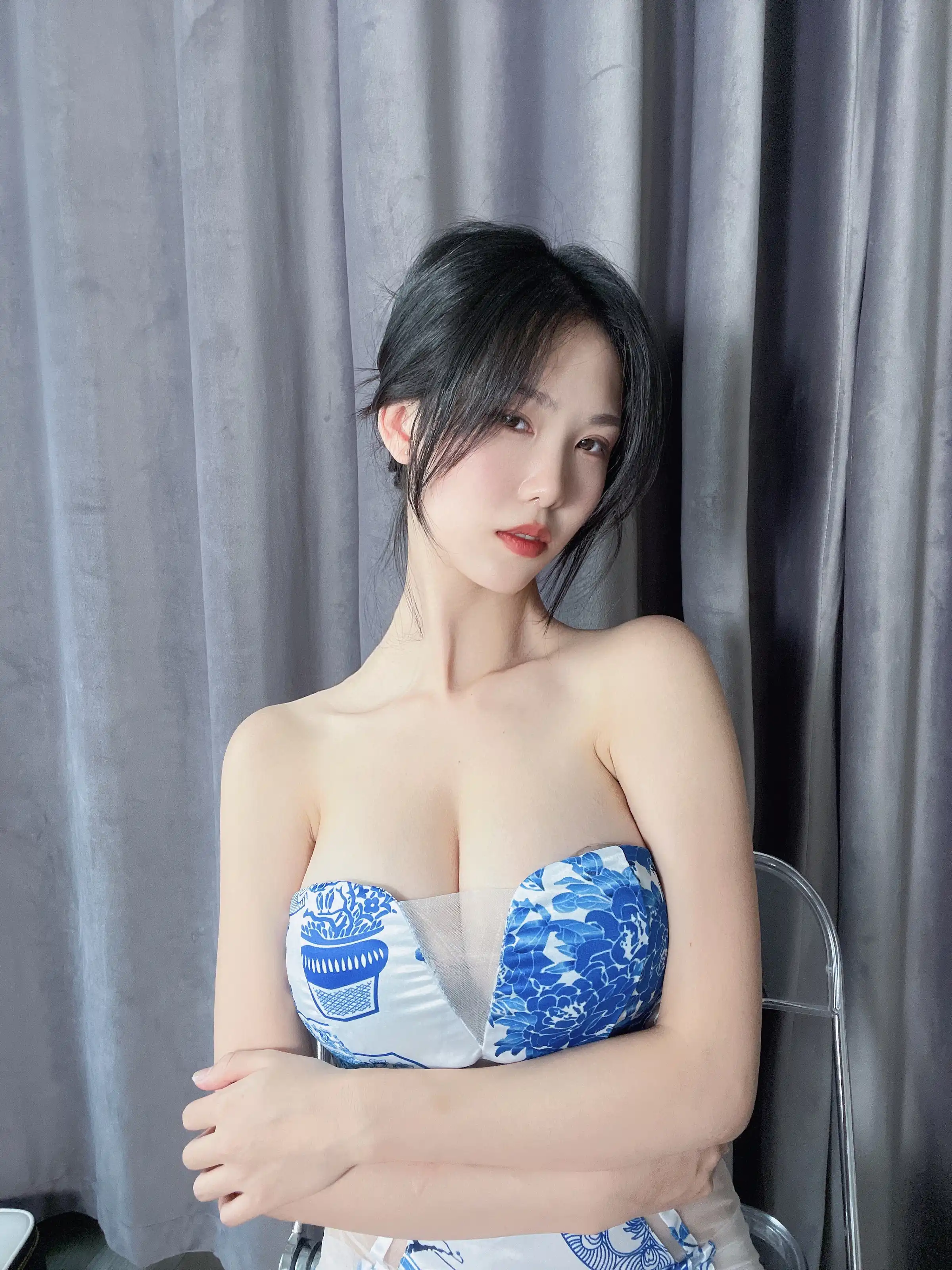 [XiuRen秀人网]第FW0106期利世写真 photo 4-5
