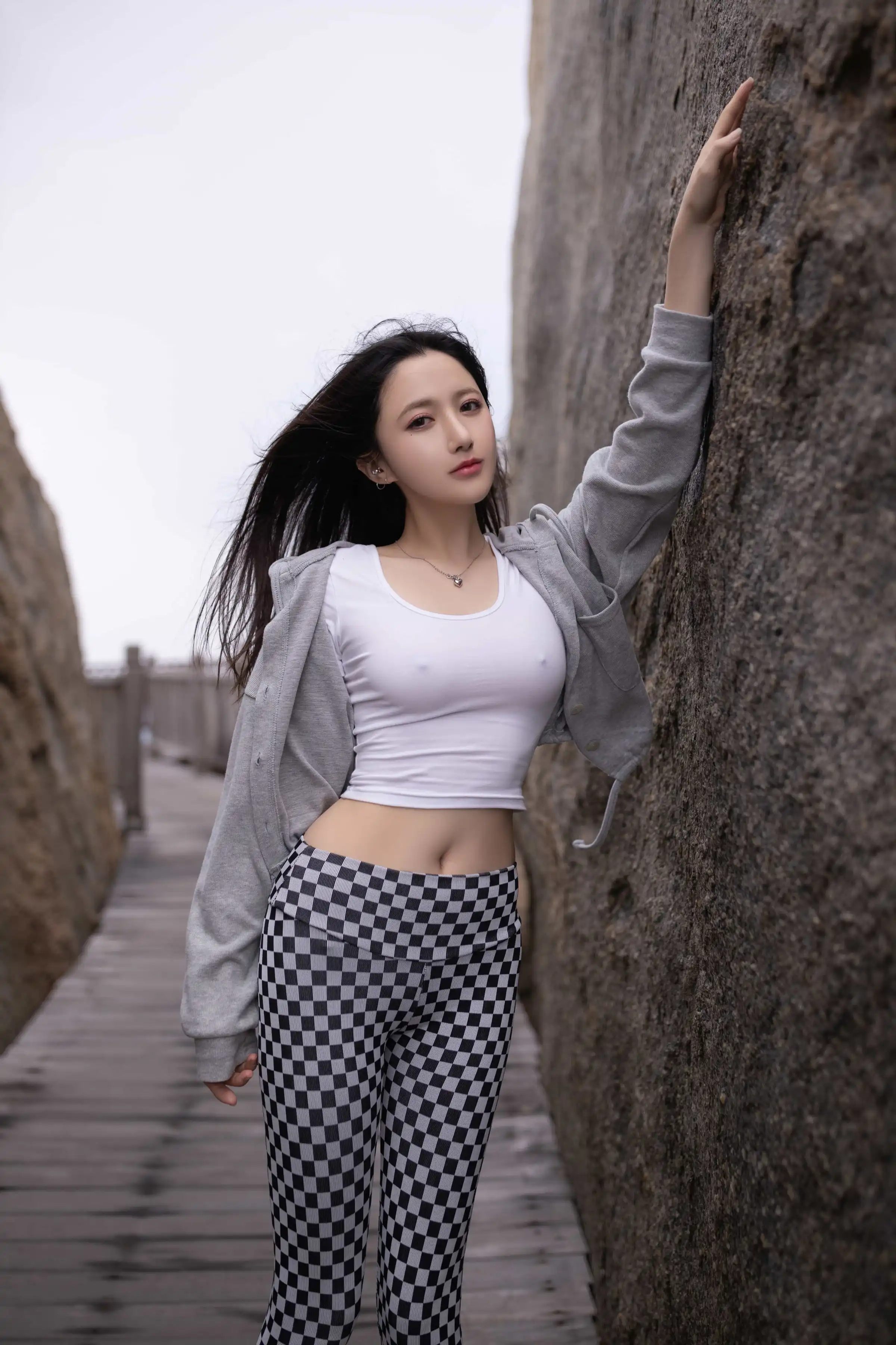 [XiuRen秀人网]第FW0159期鱼子酱写真 photo 1-2