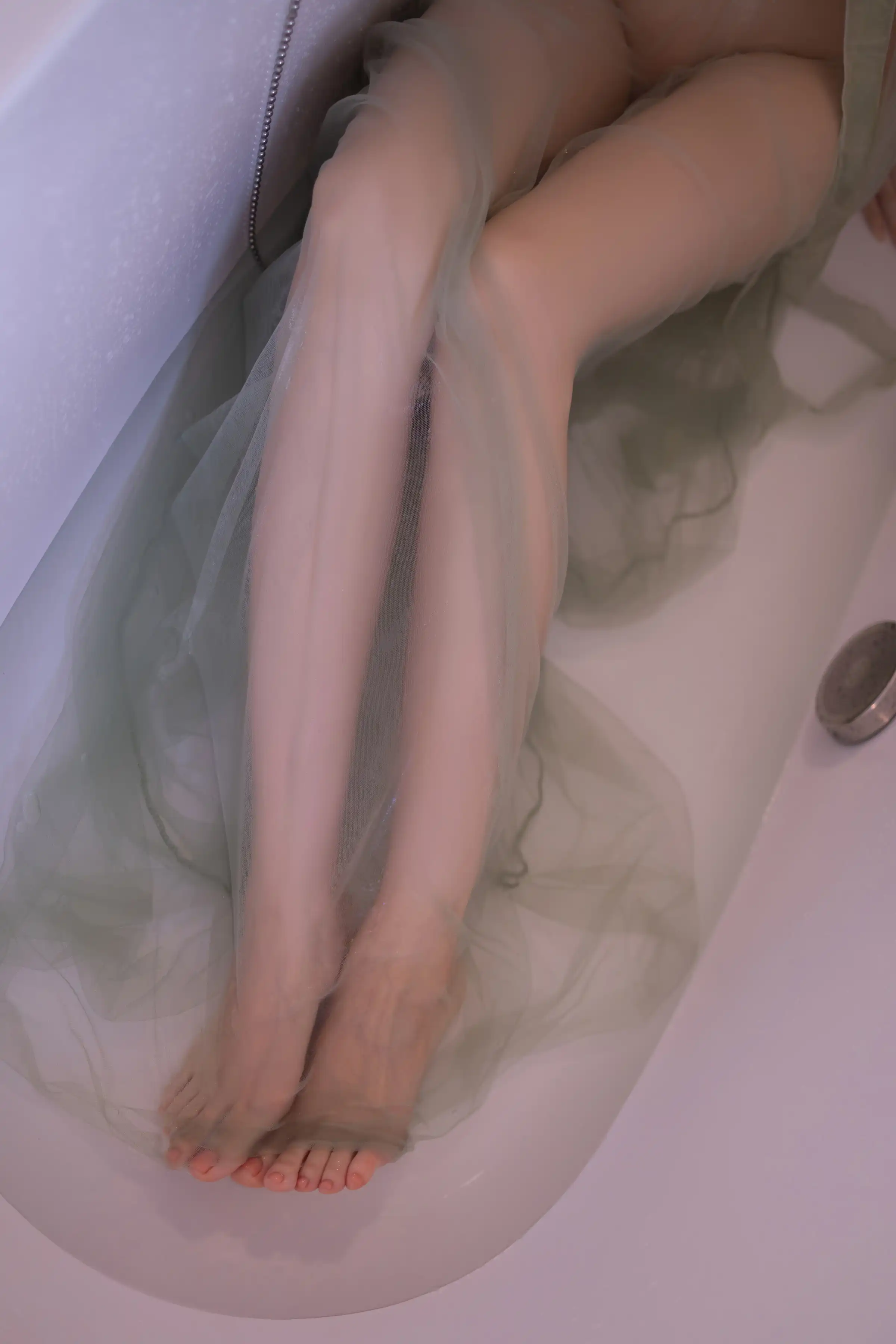 [XiuRen秀人网]第FW0230期鱼子酱写真 photo 6-8
