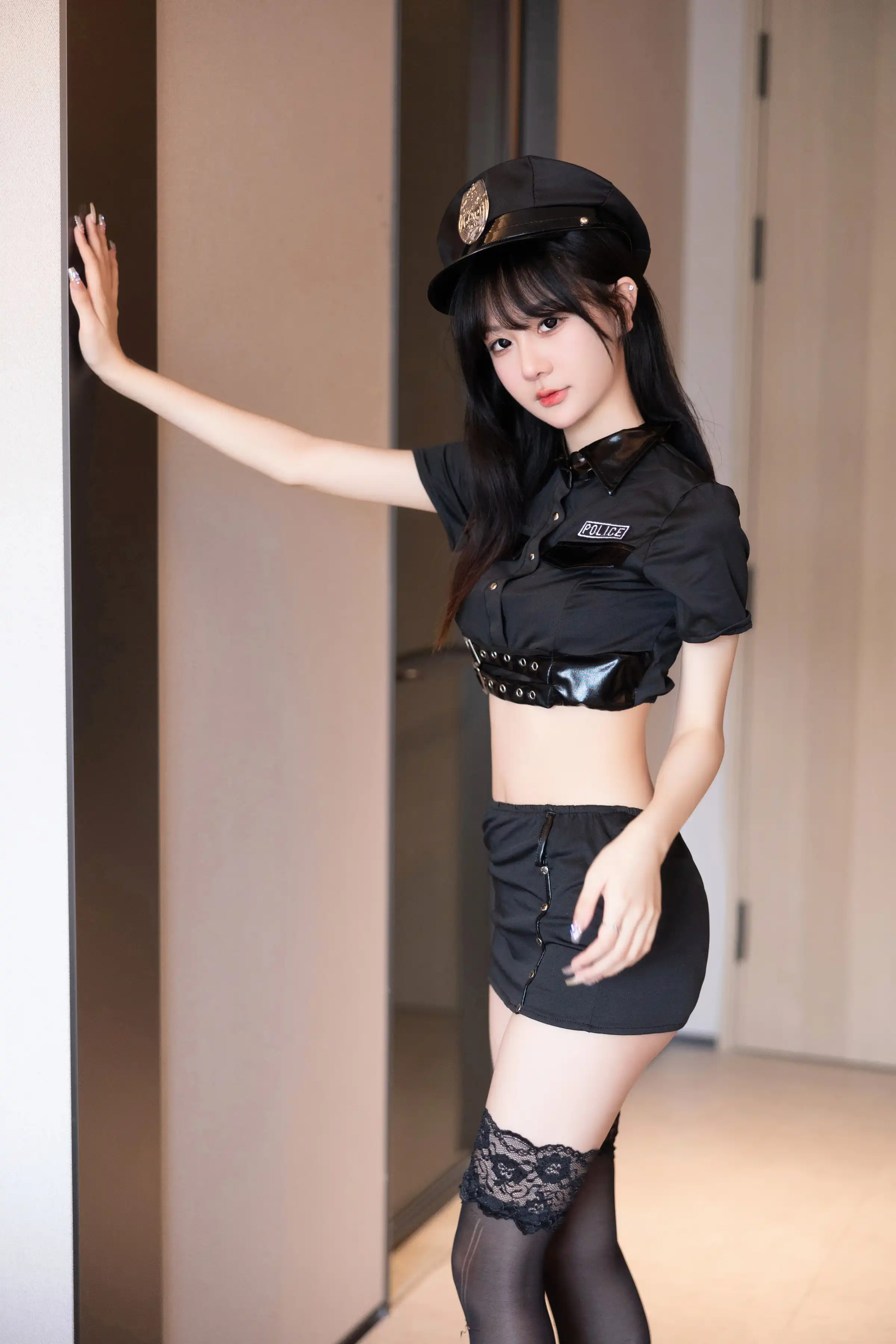 [XiuRen秀人网]第FW0359期谢小蒽写真 photo 1-5