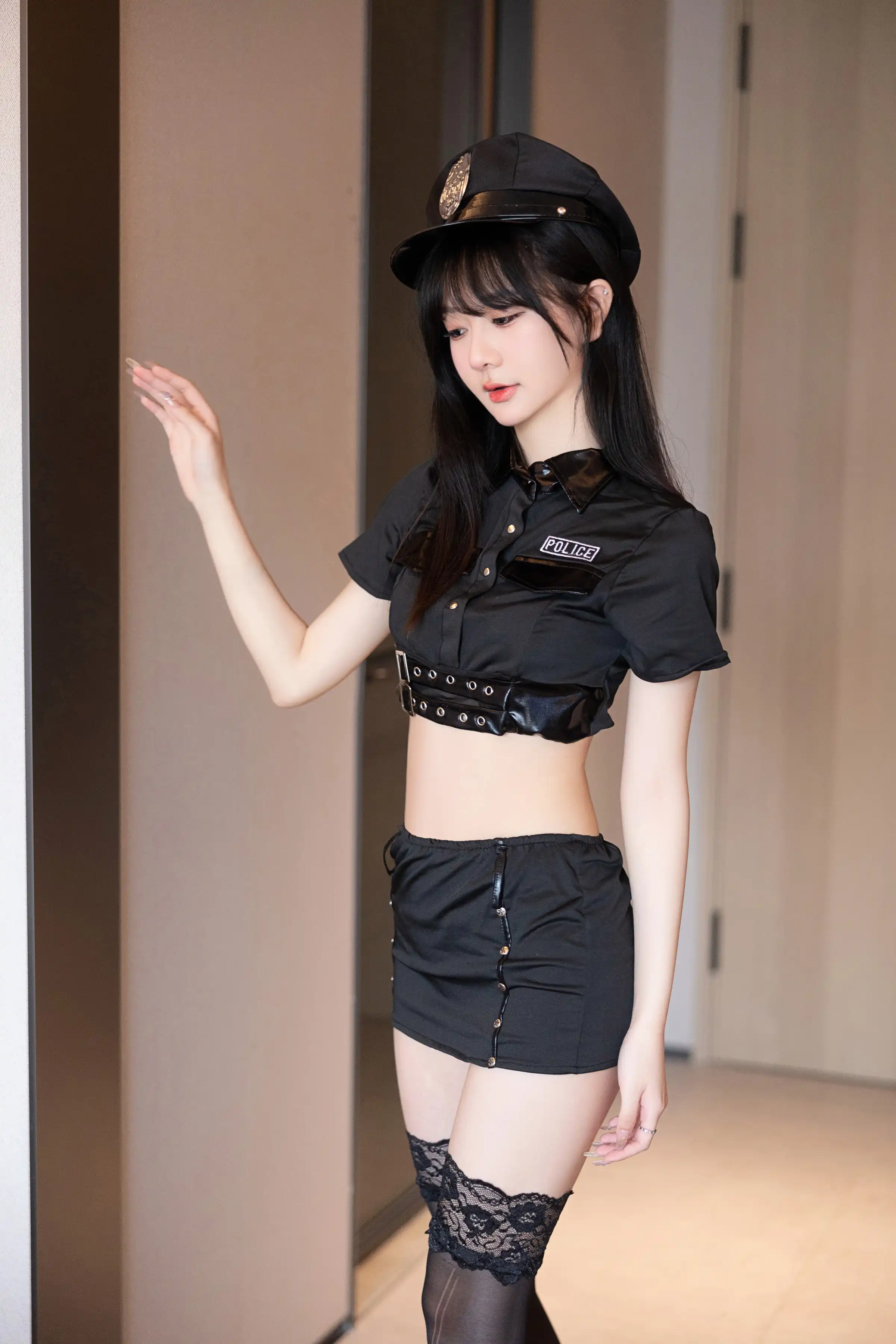 [XiuRen秀人网]第FW0359期谢小蒽写真 photo 1-7