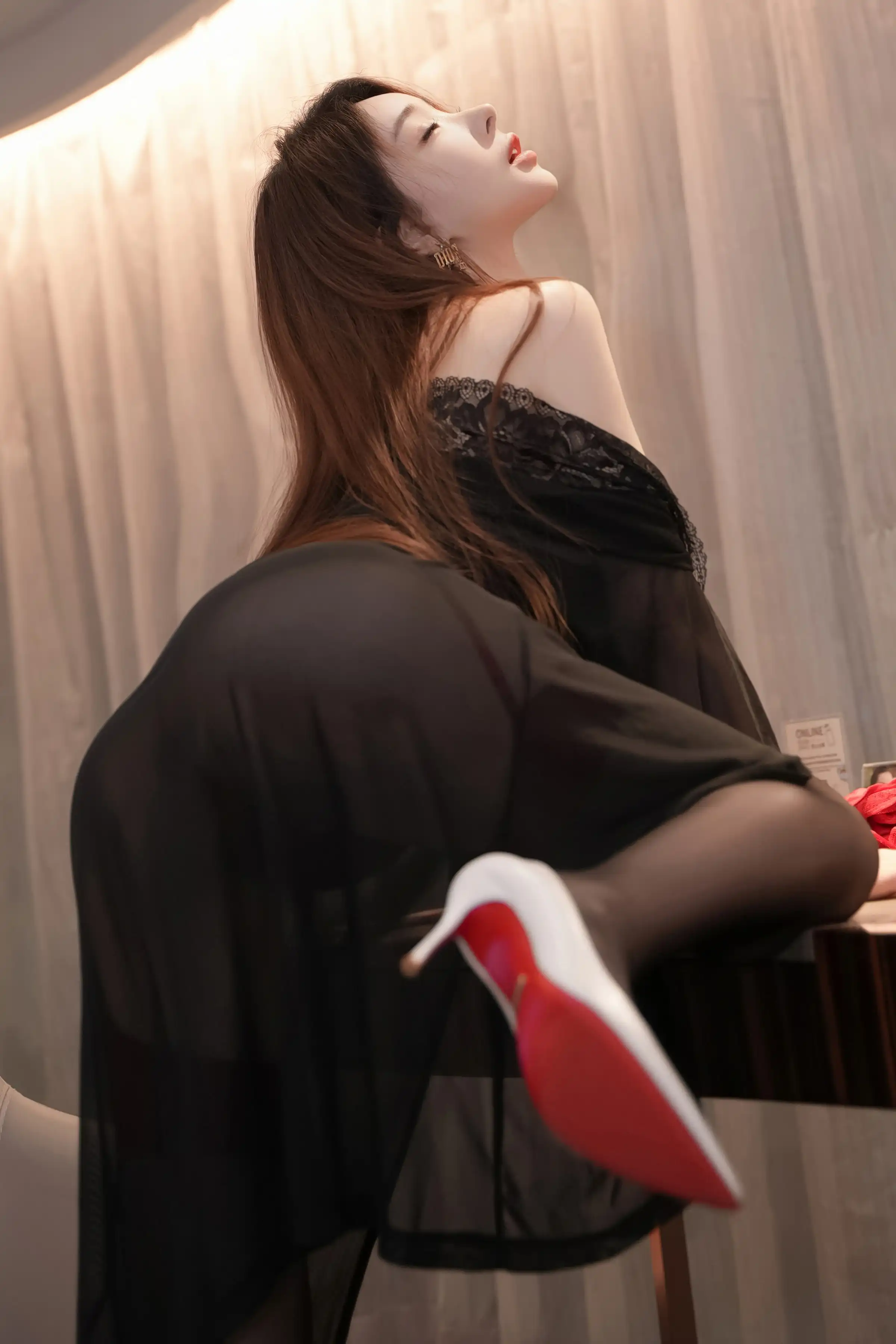 [XiuRen秀人网]第FW0418期雨儿酱写真 photo 1-7