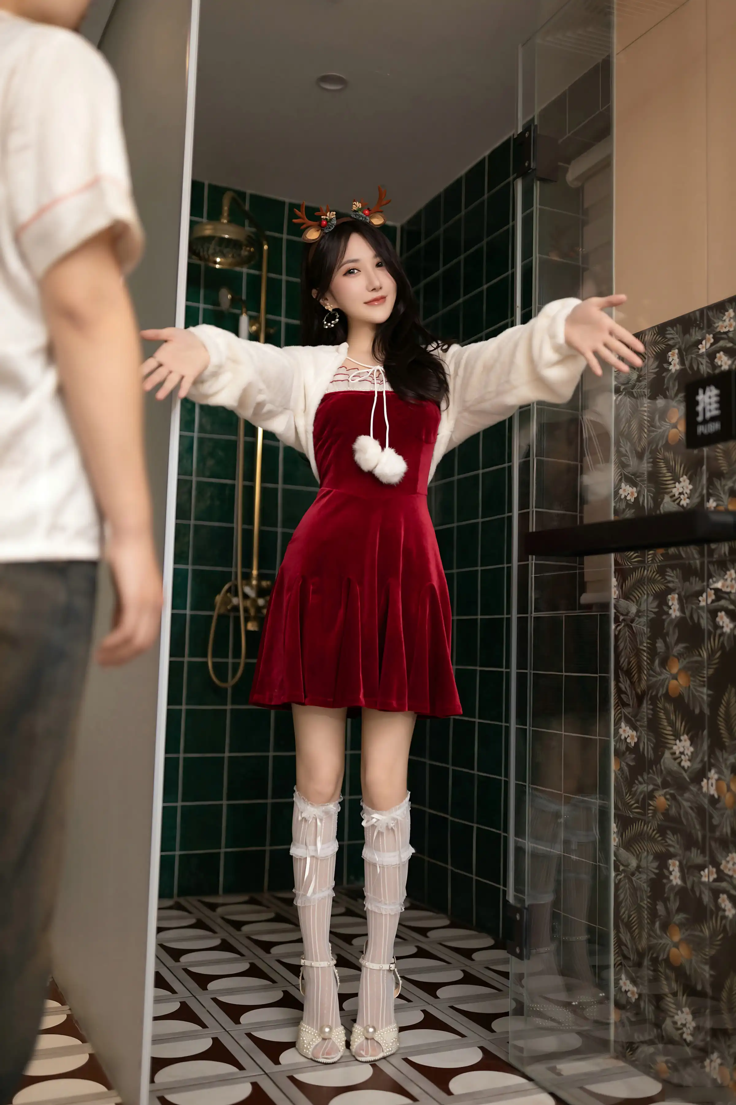 [XiuRen秀人网]第FW0314期鱼子酱写真 photo 1-2