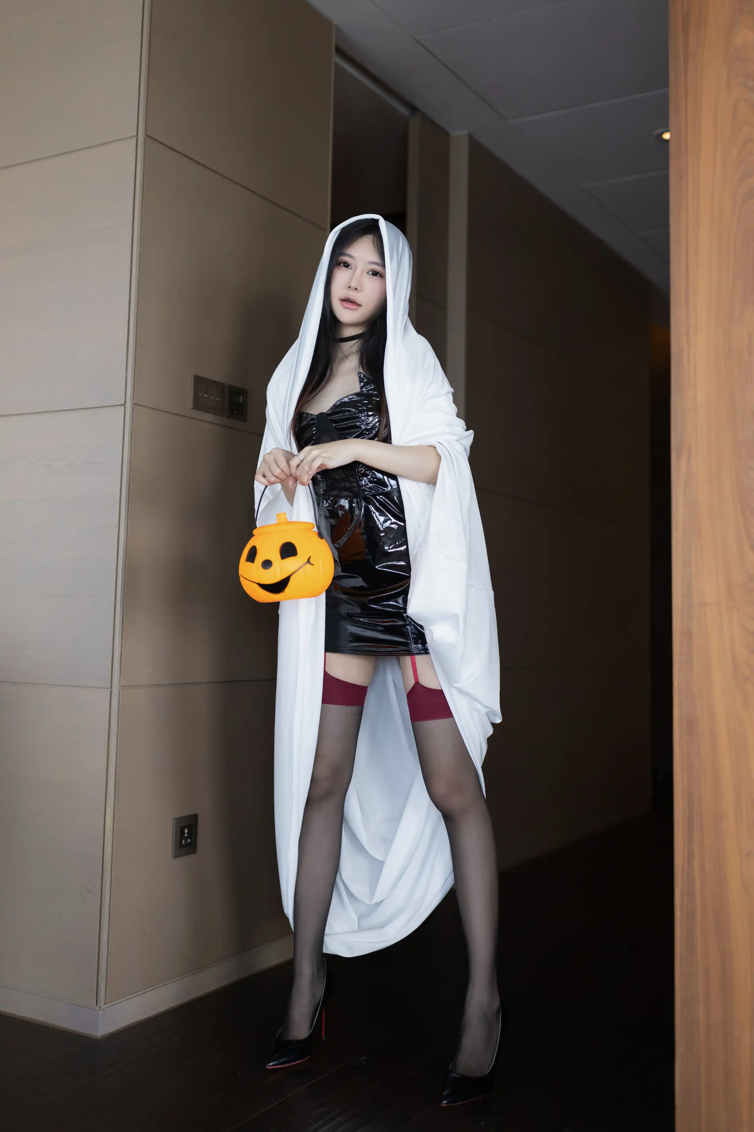 [XiuRen秀人网]第FW0316期谢小蒽写真 photo 1-0