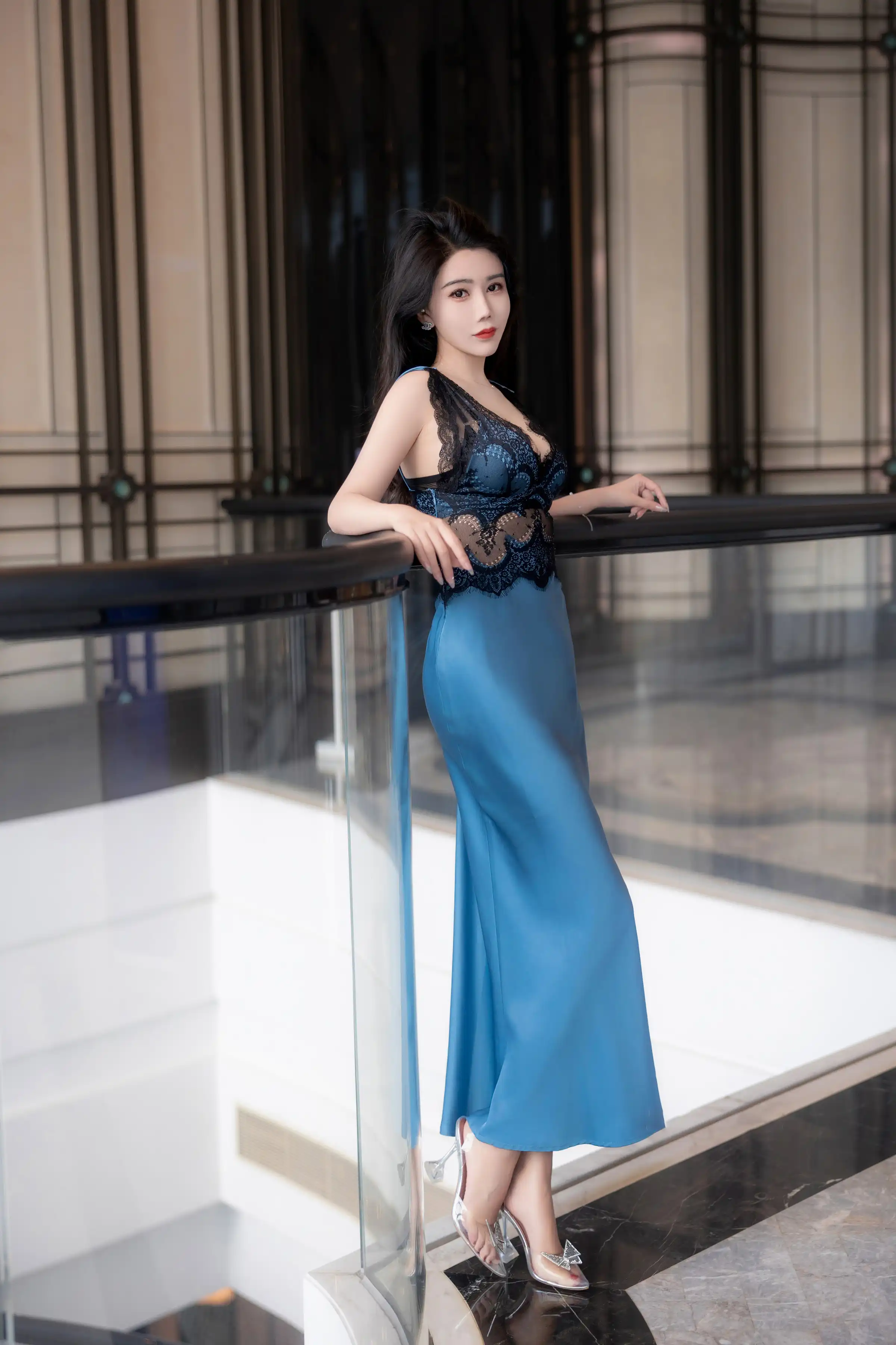 [XiuRen秀人网]第FW0709期李若汐写真 photo 1-4