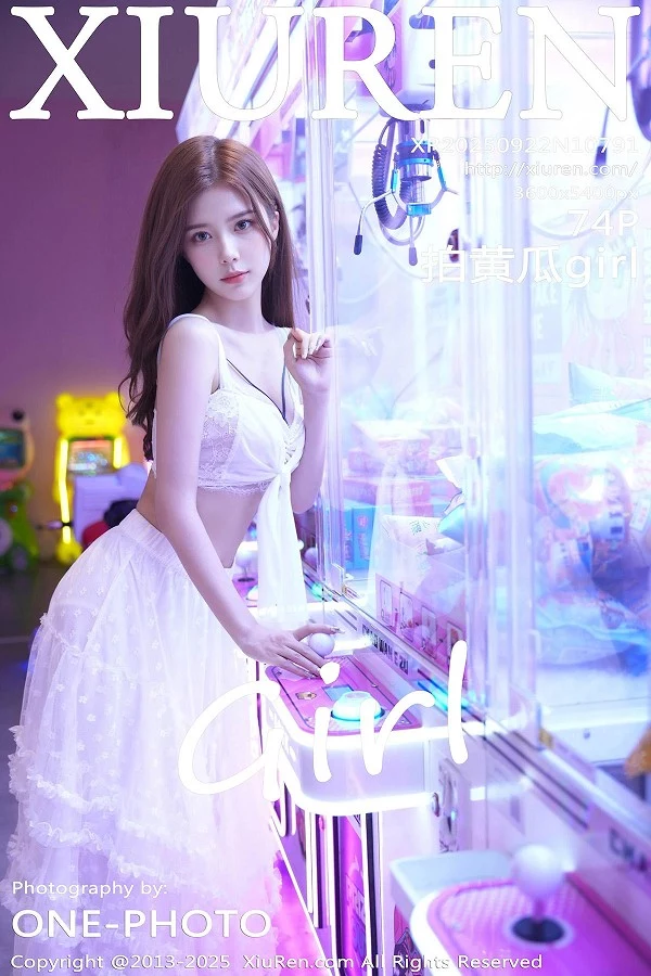 [XiuRen秀人网]第10791期拍黄瓜写真